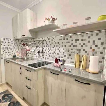 Nice Central Apartment In Tirana City מראה חיצוני תמונה